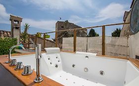 Charming Rooftop